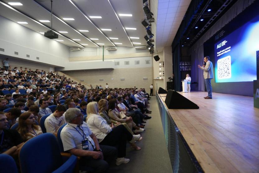 топ-7 специальностей, по которым ожидается наибольший рост спроса в 2023–2027 годах