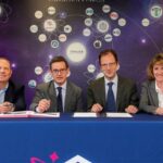 Слева направо: Сильвен Лоддо, директор программы наземного сегмента Galileo в ЕКА, Эннио Гуарино, руководитель программ EGNOS и Galileo в ЕКА, Лайонел Салмон, директор по кибербезопасности информационных систем в Thales, и Александра Порез, директор по кибербезопасности спутниковых систем в Thales. (Изображение: Thales)